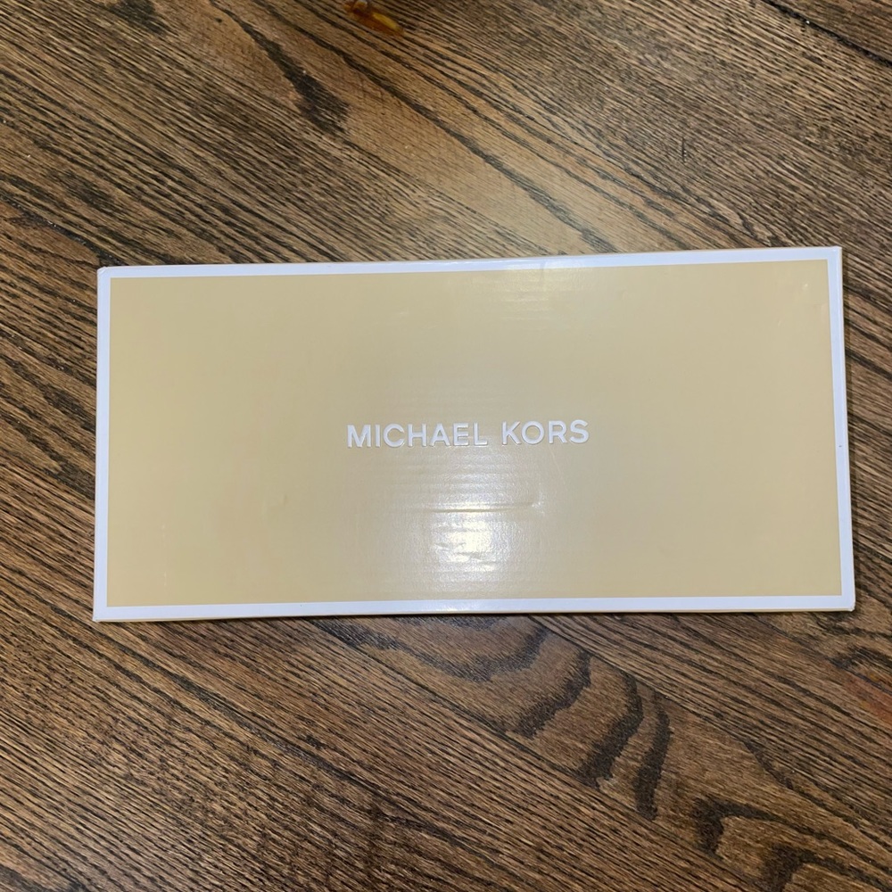 michael kors alice ballerina